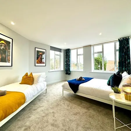 3Br Westbourne Delight - Near Beach & Bournemouth!-2